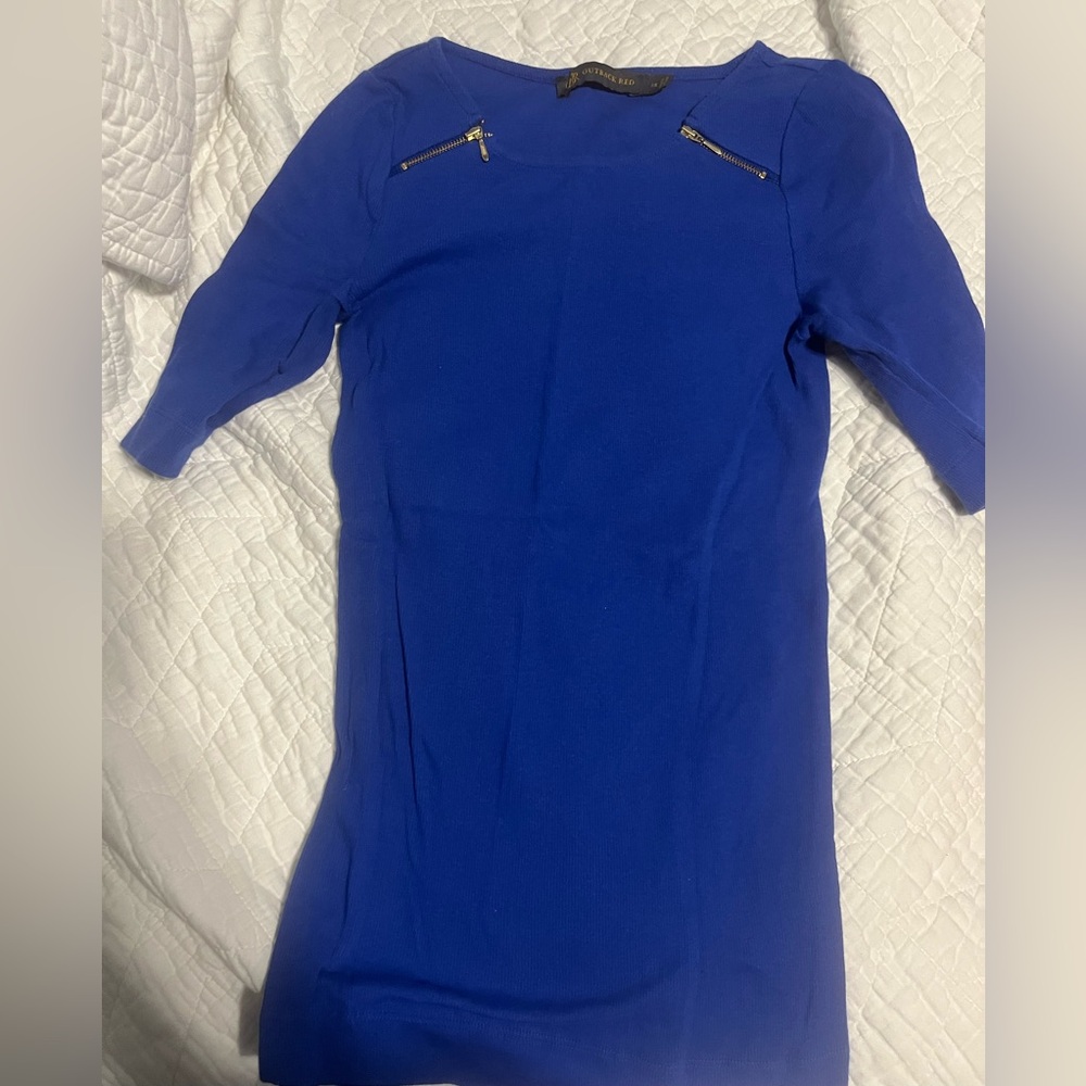 NWOT- THE LIMITED FITTED SHIRT